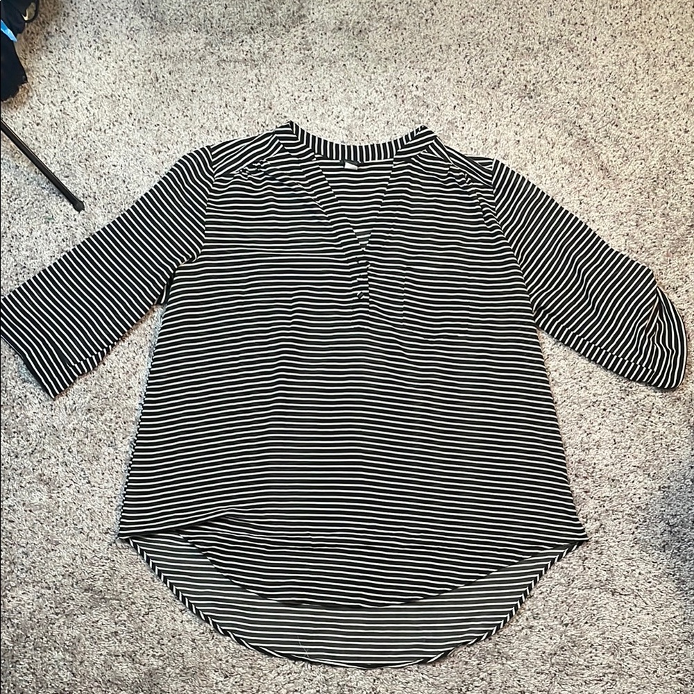 Torrid Black & White 3/4 Sleeve‎ Stripe Sheer Blouse Plus Size 2